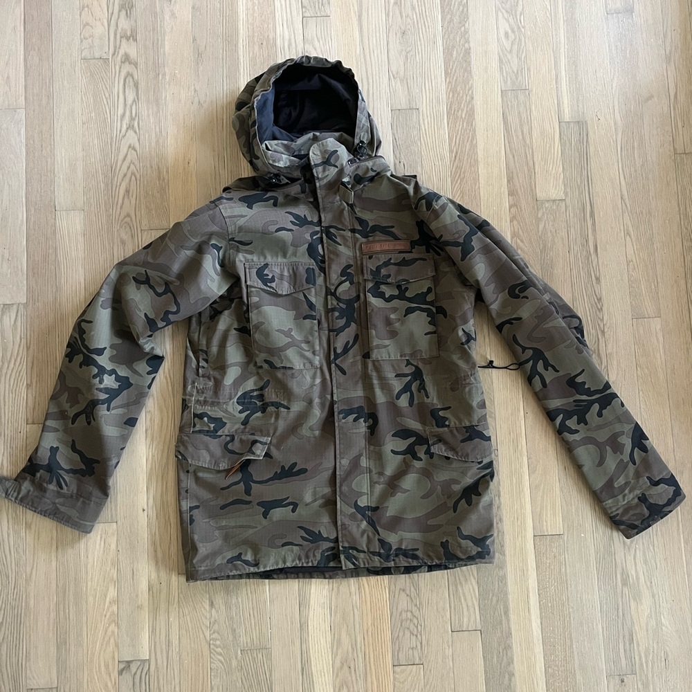 VTG Holden Snowboard Winter Shell Jacket men’s Size XL Camo